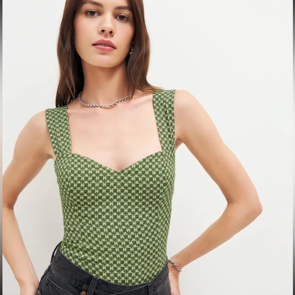 Reformation Tops - Reformation NEW Green Printed Hester Cropped Tank NWT Size 2
